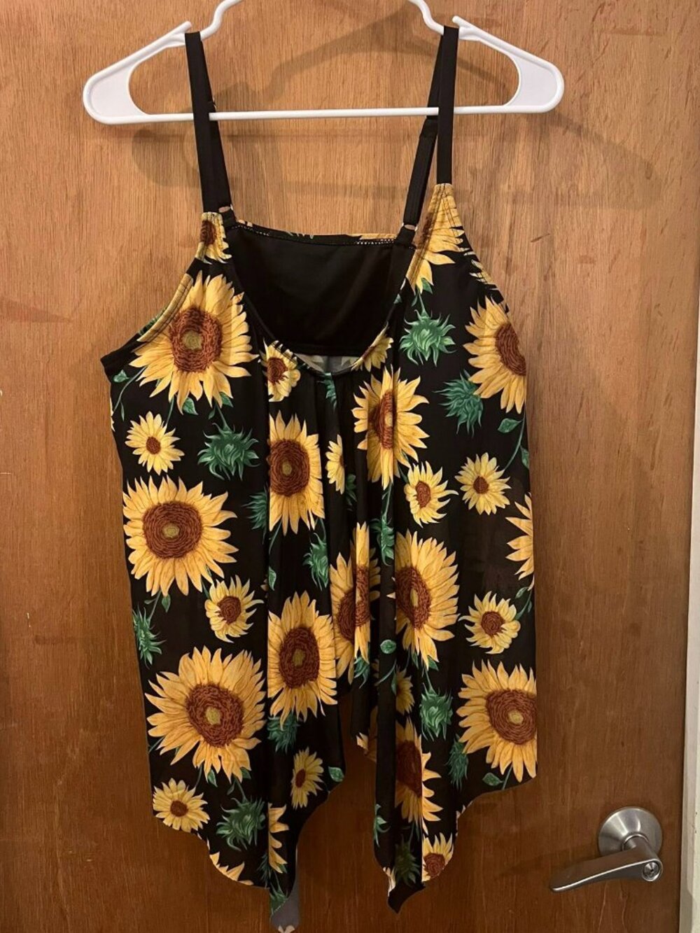 Size 4XL - Black and Yellow Flowy Swim Top